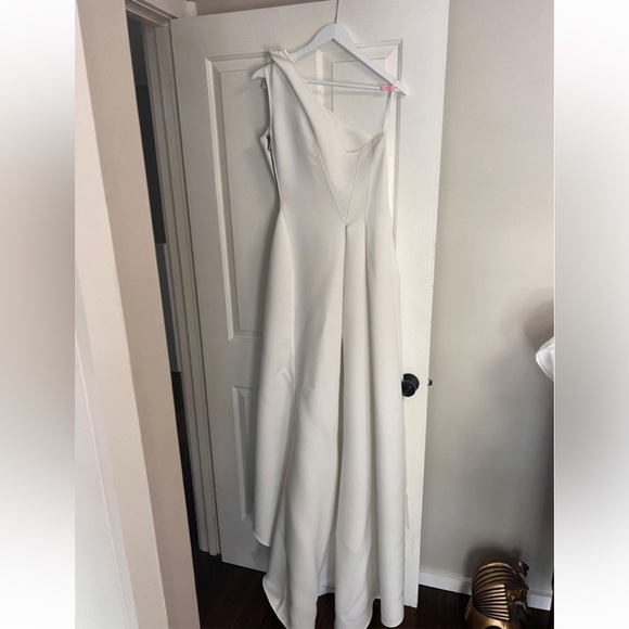 Toni Maticevski Virtuoso - Designer Wedding dress - Picture 7 of 15